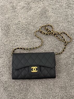 Black Quilted Crossbody Wallet with Gold Chain Strap